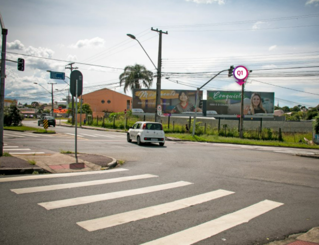 Rua Engenheiro Costa Barros Esquina Com A Rua Raymundo Nina Rodrigues Bairro Cajuru Em 